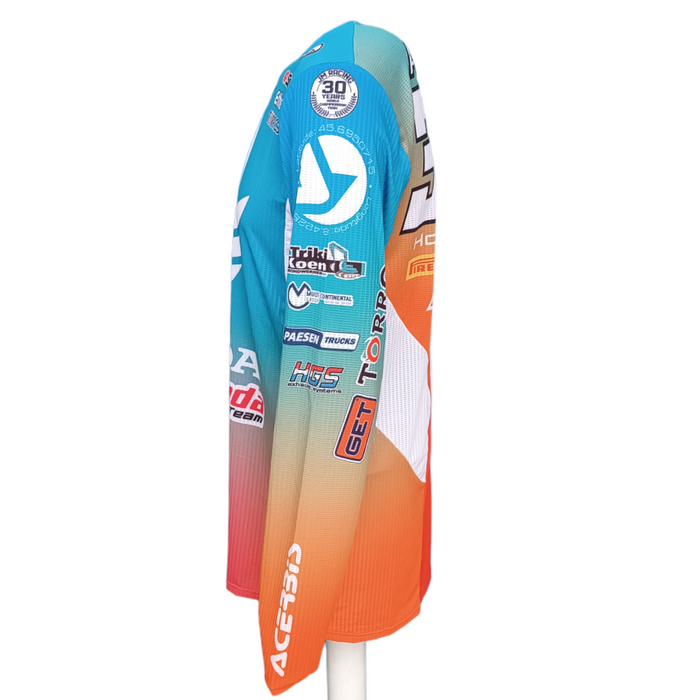 Set Hose + neue originale Shirt, kommt aus Überproduktion von Delvintor Alfarizi Hondax