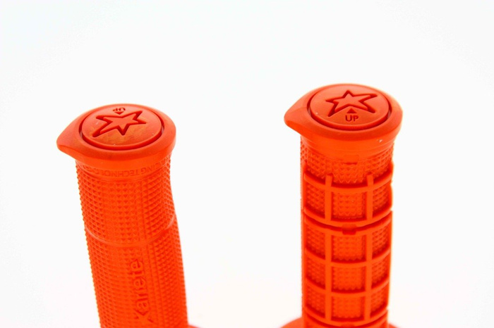 RAUSVERKAUF Ariete Silikon Griffe Half Waffle Orange Motocross Enduro Supermoto